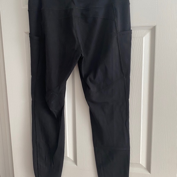 Black leggings - Picture 3 of 3